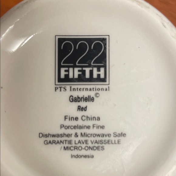 222 Fifth Gabrielle Red and Cream Floral Porcelain 4 1/4th inch Coffee/Tea Mug - Picture 2 of 7